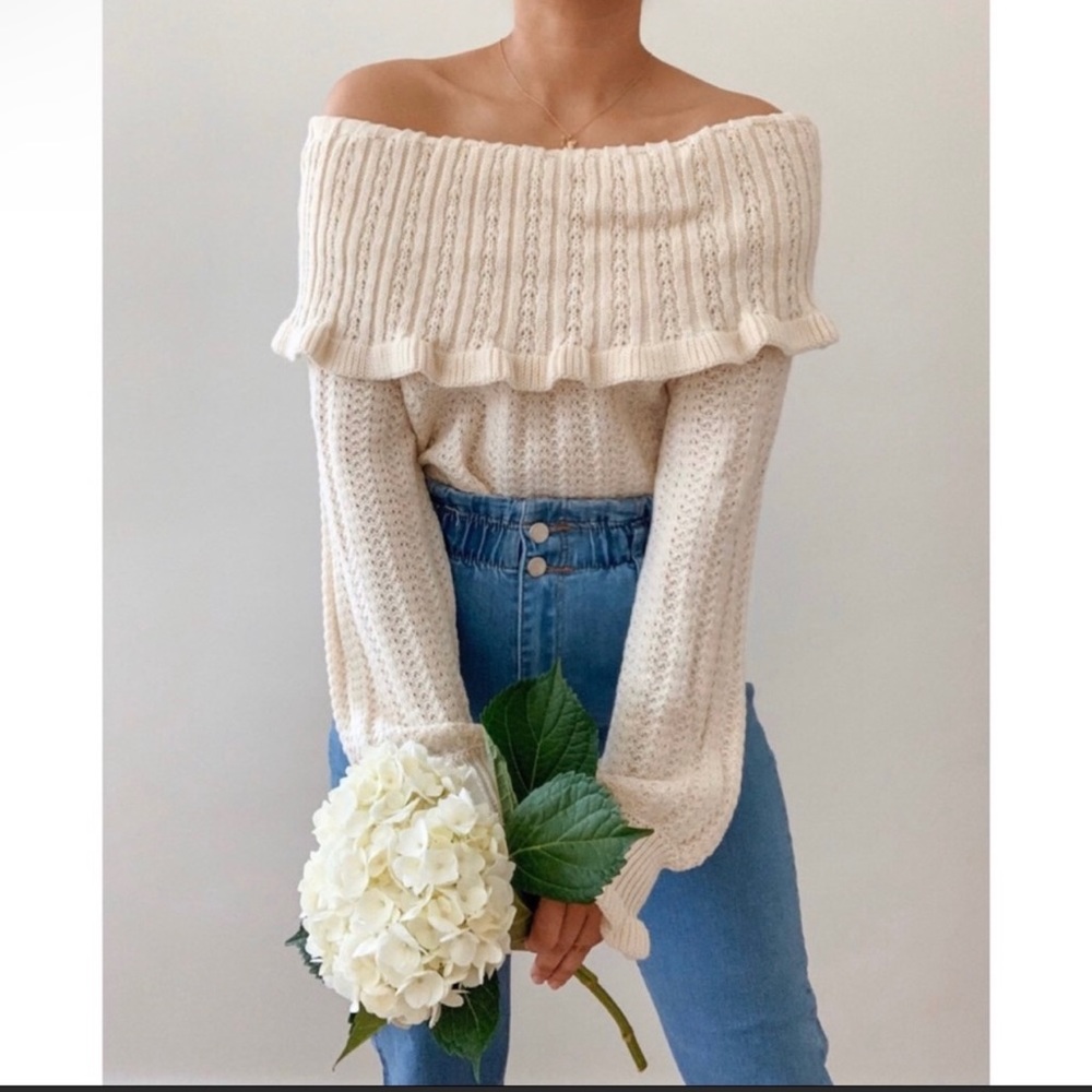 Breath of Youth morning kisses sweater